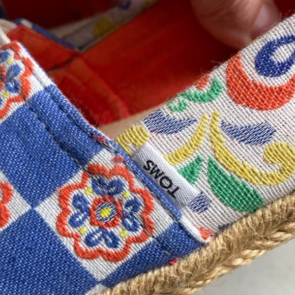 TOMS Multicolor Embroidered Espadrille Flats - Blue, Yellow, Green - Picture 4 of 9